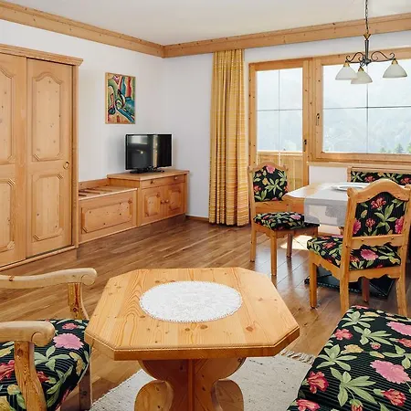 Appartements Maria Theresia Serfaus Extérieur photo